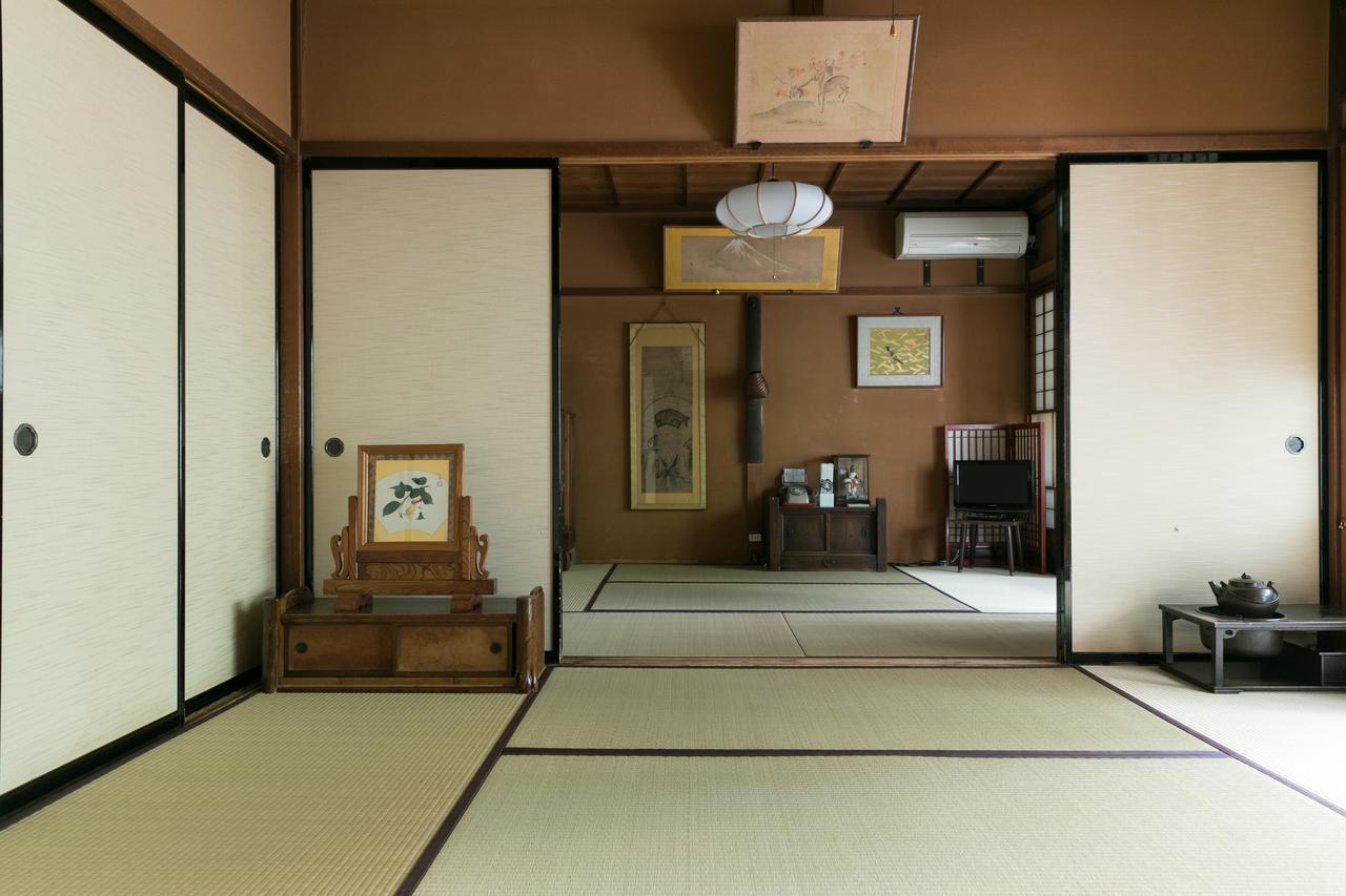 Sumiyoshi Ryokan Такаяма Екстер'єр фото