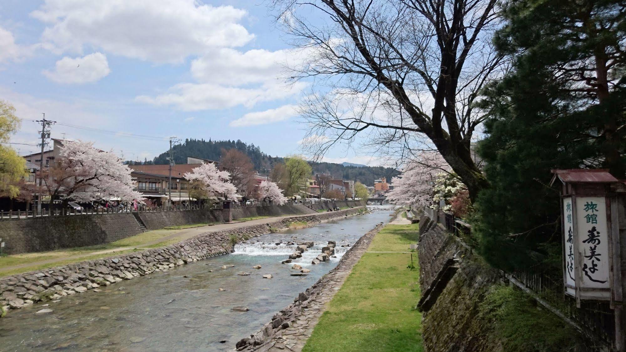 Sumiyoshi Ryokan Такаяма Екстер'єр фото